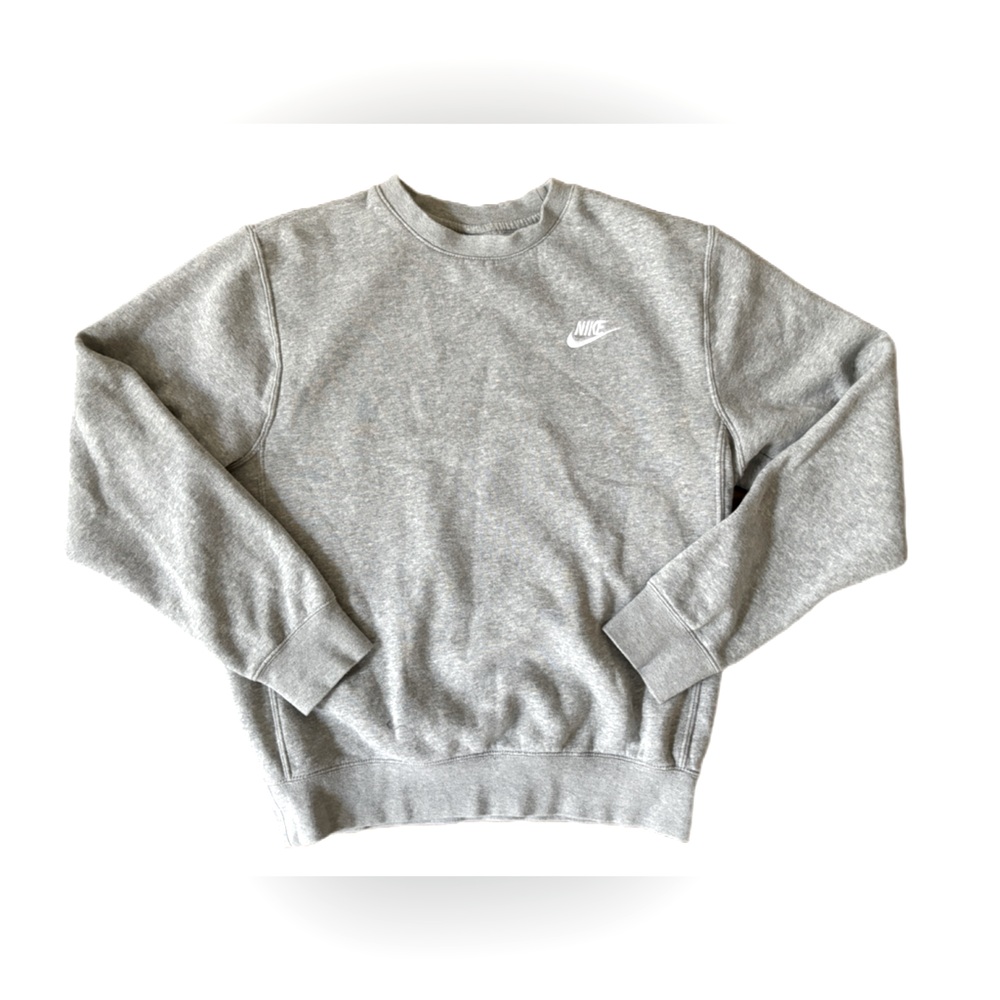 Nike Grey Crewneck  size xs perfect 10/10 lk new condition